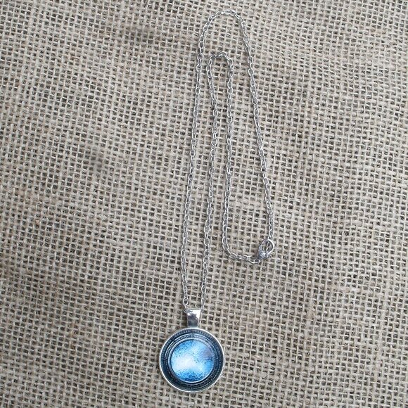 Stargate Glass Cabochon Pendant Necklace - Picture 4 of 12